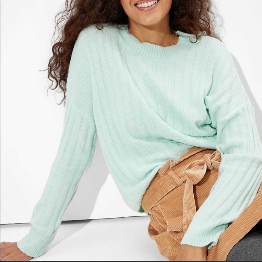 NWOT American Eagle mint green cropped sweater ribbed crew neck medium